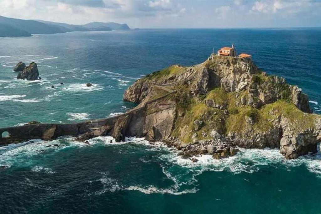 Calida Estancia Descubre La Ciudad Bilbao Eksteriør bilde