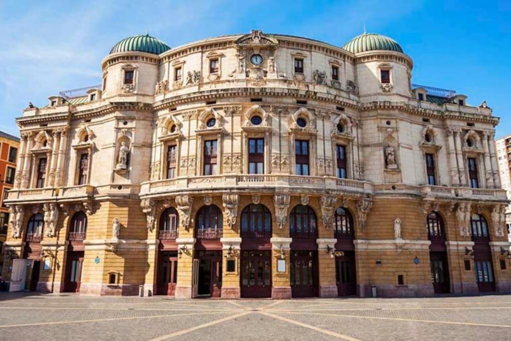 Calida Estancia Descubre La Ciudad Bilbao Eksteriør bilde